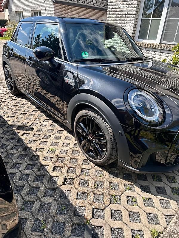 Second-hand Mini Cooper S 178 CP (130 kW) 2022 Negru Hatchback
