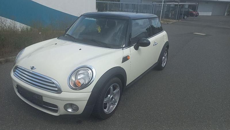 Weiß Gebraucht 2008 Mini Cooper D Kleinwagen | 3.650 € (Superpreis) - Bild 1/4