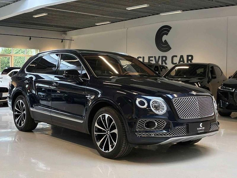 Violett Gebraucht 2017 Bentley Bentayga SUV | 95.855 € (Fairer Preis) - Bild 1/4