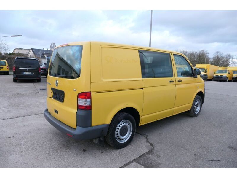 Gebraucht VW T5 84 PS (61 kW) 2010 Ginstergelb r1032 Van