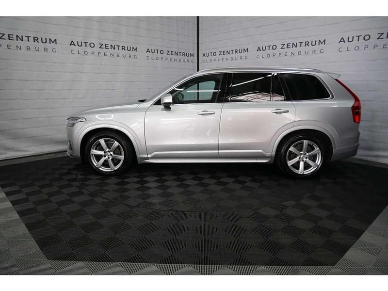 Gebraucht Volvo XC90 Momentum 235 PS (172 kW) 2020 Silber SUV