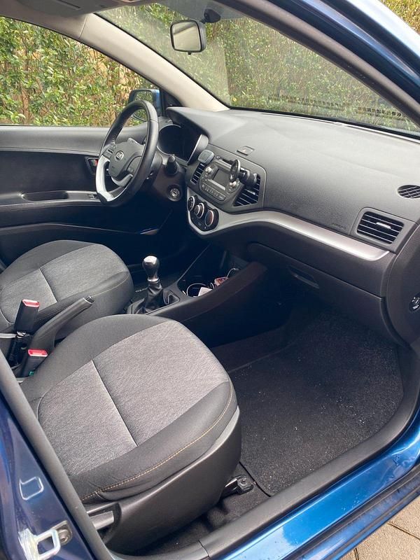 Gebraucht Kia Picanto 67 PS (49 kW) 2016 Blau Kleinwagen