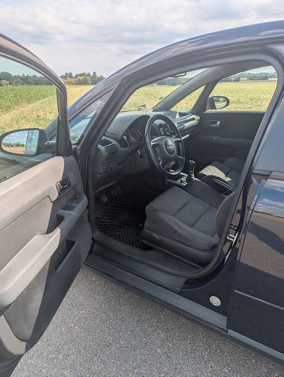 Blau Gebraucht 2003 Audi A2 Sport Kleinwagen | 5.699 € (Etwas zu teuer) - Bild 1/4