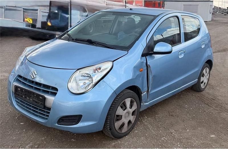 Gebraucht Suzuki Alto 70 PS (51 kW) 2012 Blau Kleinwagen