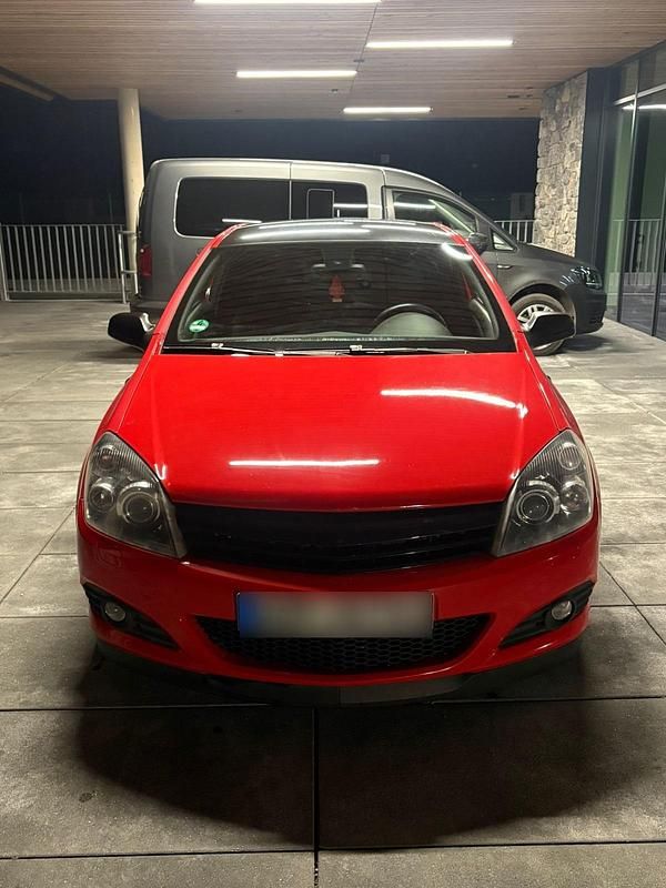 Gebraucht Opel Astra GTC 200 PS (147 kW) 2005 Rot Kleinwagen