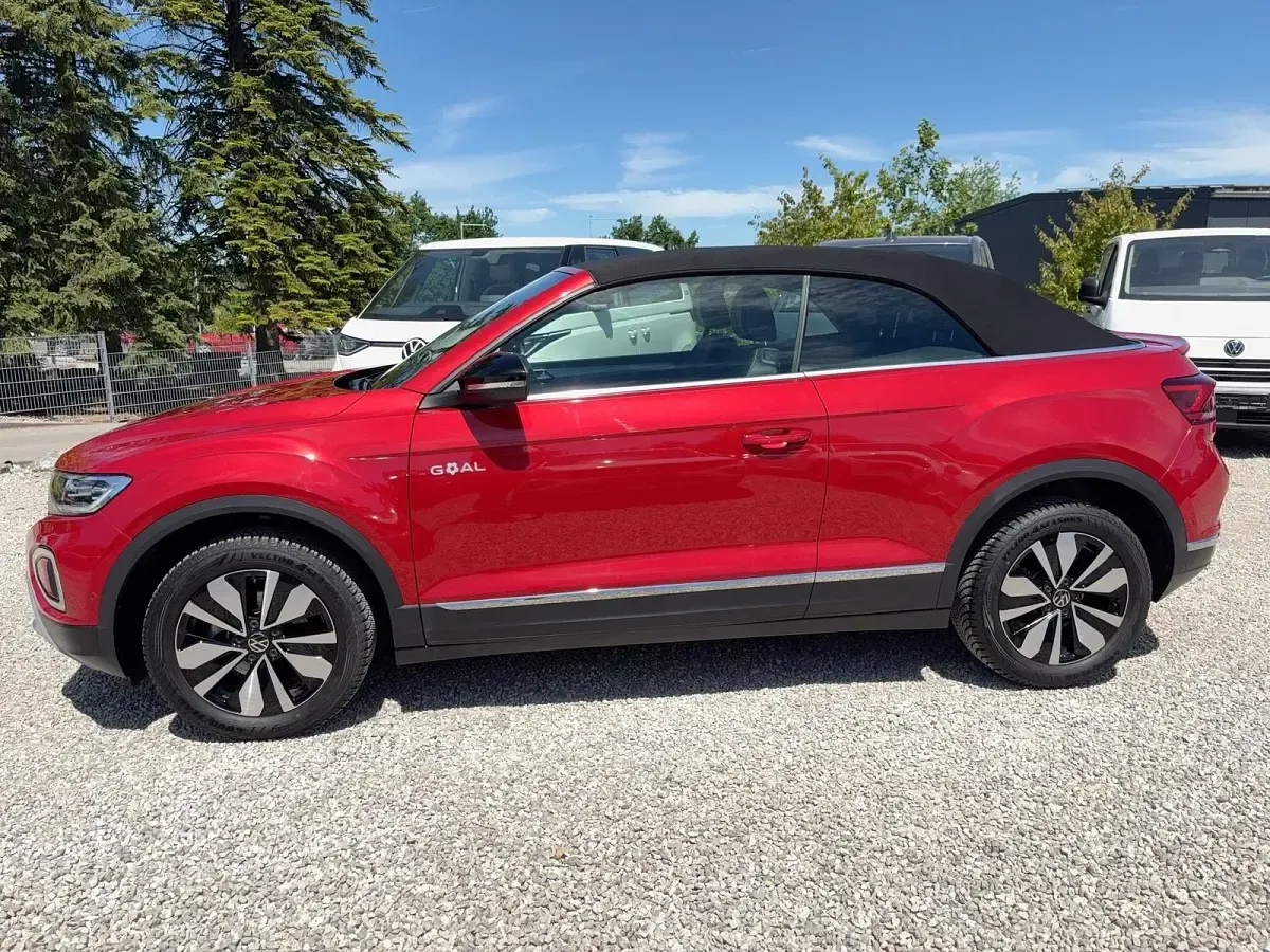 Gebraucht VW T-Roc Cabriolet Goal 116 PS (85 kW) 2025 Kings red metallic Cabrio