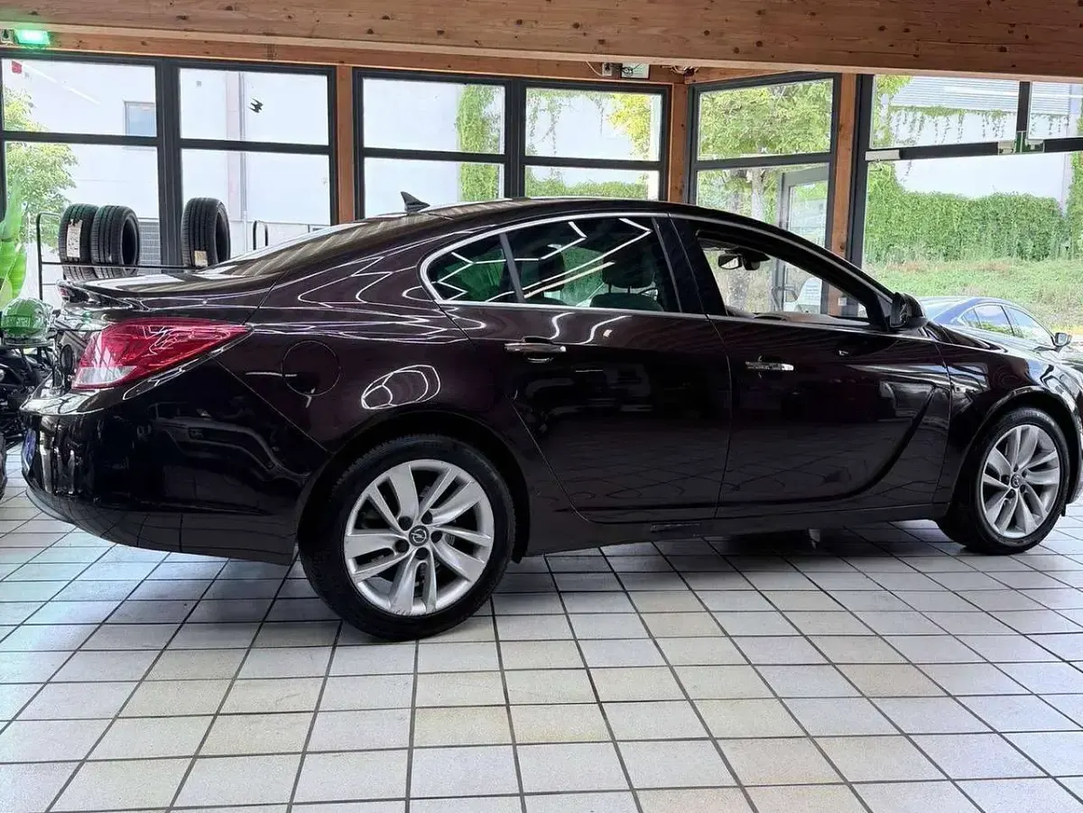 Gebraucht Opel Insignia Innovation 160 PS (117 kW) 2013 Mahogany brown (p2/so) Limousine