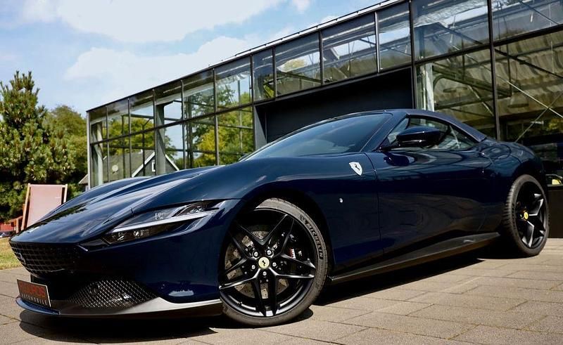 Gebraucht Ferrari Roma 620 PS (456 kW) 2024 Blau Coupé