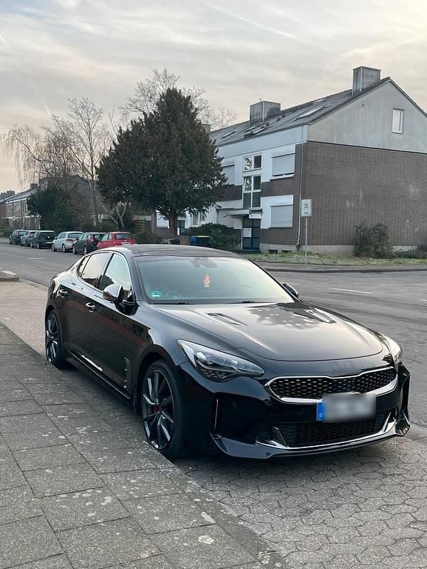 Gebraucht Kia Stinger GT 370 PS (272 kW) 2017 Schwarz Kleinwagen