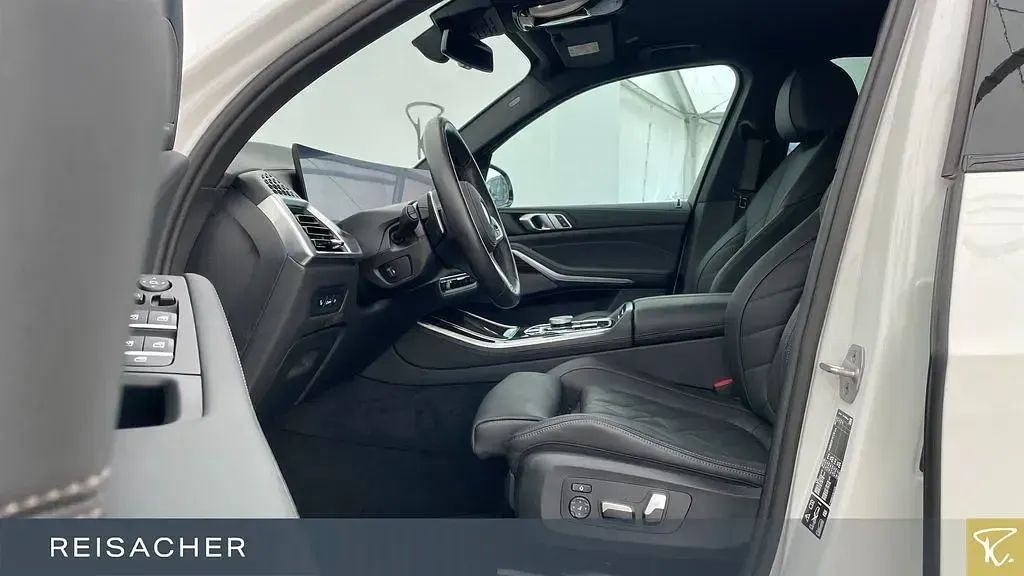 Gebraucht BMW X5 M Sport 298 PS (219 kW) 2025 Weiß SUV