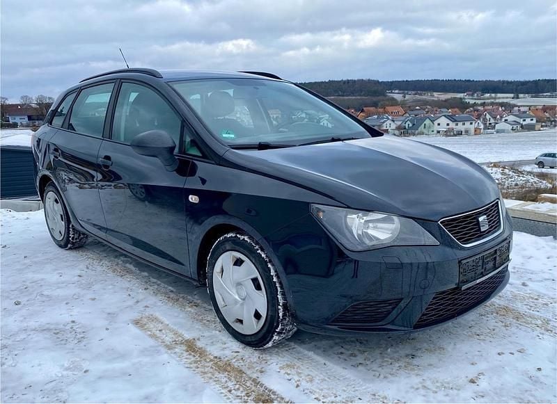 Schwarz Gebraucht 2013 Seat Ibiza ST Kombi | 3.900 € (Guter Preis) - Bild 1/4
