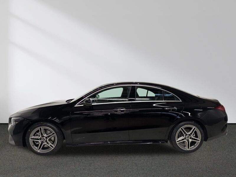 Gebraucht Mercedes CLA200 AMG 150 PS (110 kW) 2025 Schwarz Coupé