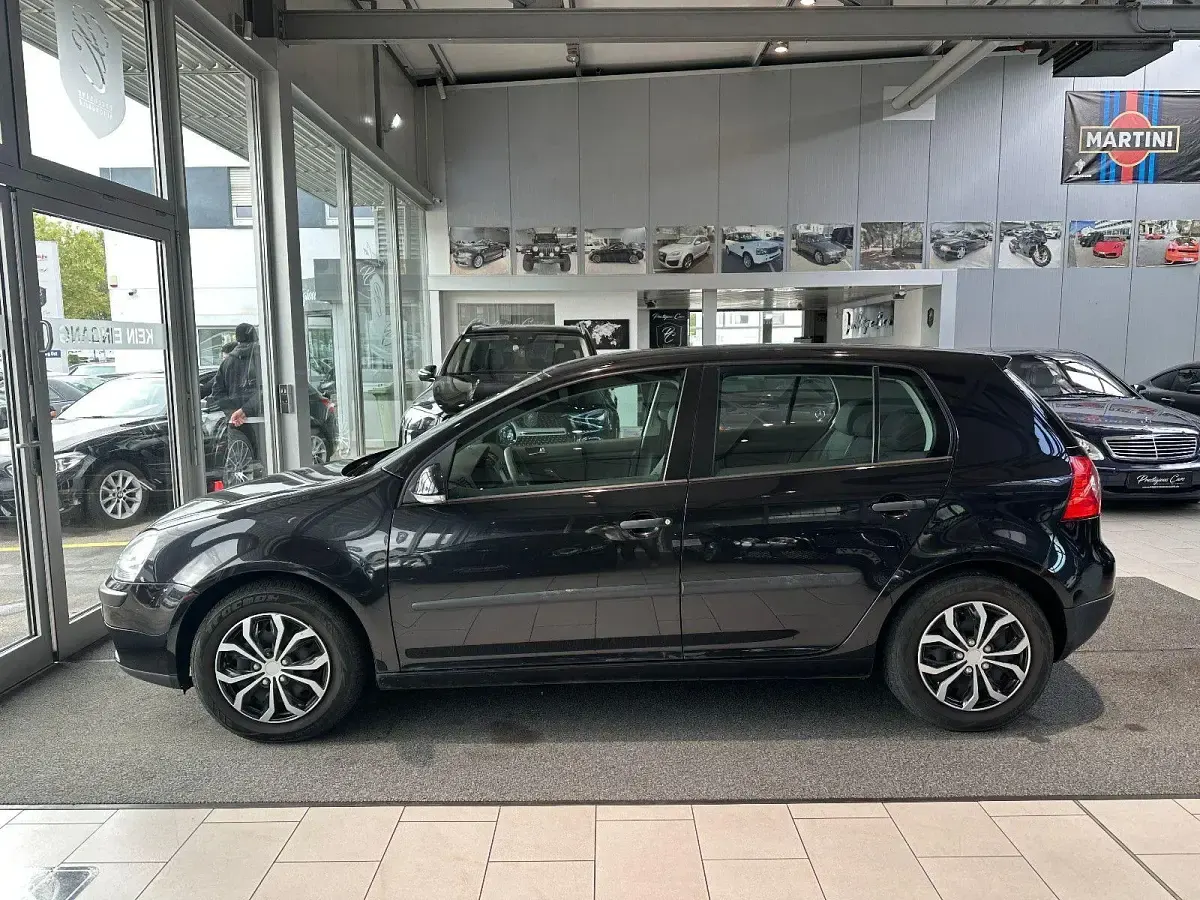 Gebraucht VW Golf IV Trendline 75 PS (55 kW) 2005 Schwarz Limousine
