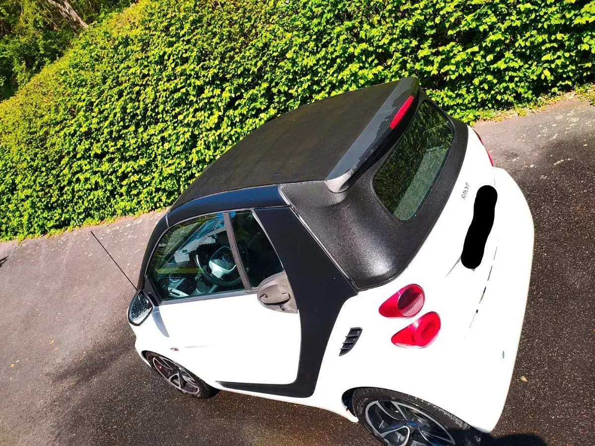 Gebraucht Smart ForTwo Cabrio Passion 71 PS (52 kW) 2012 Weiß Cabrio