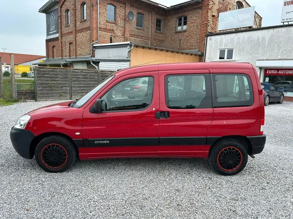 Gebraucht Citroën Berlingo First 75 PS (55 kW) 2009 Rot Van / Kleinbus