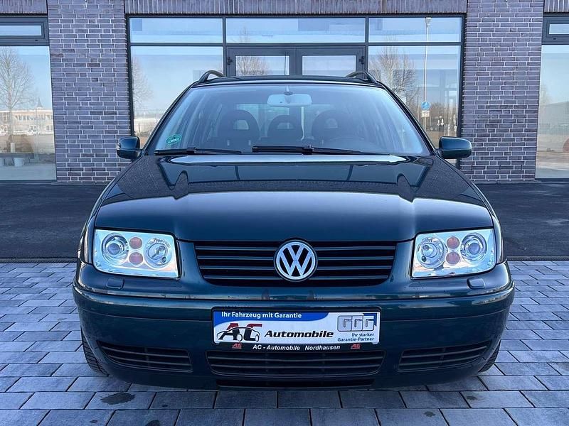 Gebraucht VW Bora 131 PS (96 kW) 2001 Grau Kombi