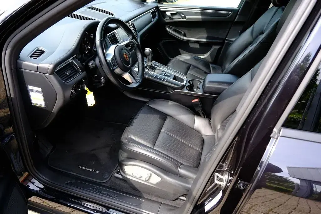Gebraucht Porsche Macan 252 PS (185 kW) 2017 Schwarz SUV