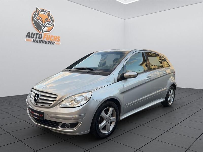 Silber Gebraucht 2008 Mercedes B200 Van / Kleinbus | 5.980 € (Fairer Preis) - Bild 1/4