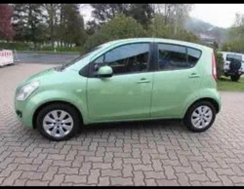 Second-hand Suzuki Splash 86 CP (63 kW) 2008 Verde Hatchback