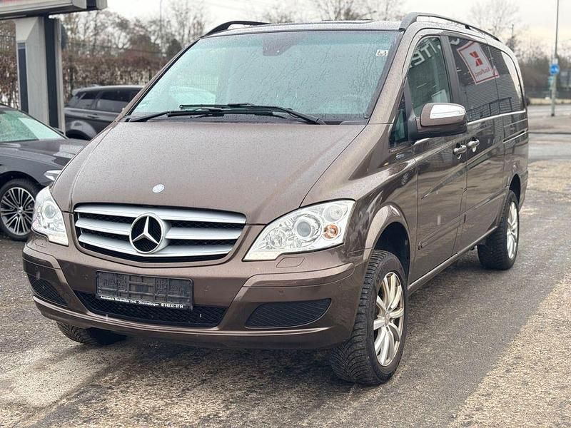 Gebraucht Mercedes Viano Edition 163 PS (119 kW) 2013 Braun Van / Kleinbus