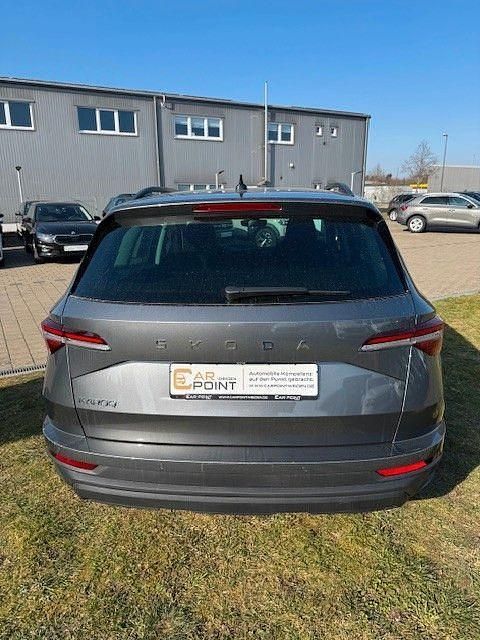 Neu Skoda Karoq Selection 150 PS (110 kW) 2025 Schwarz SUV