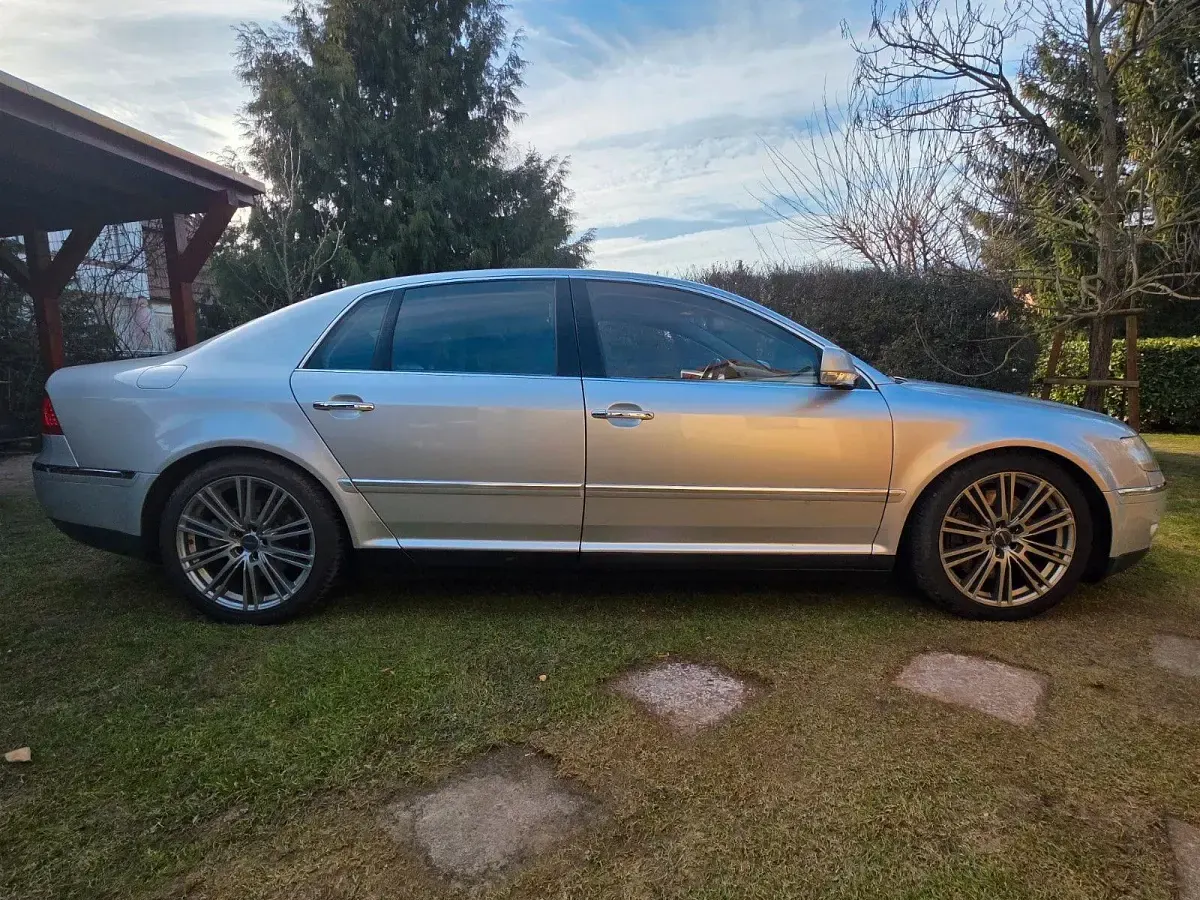 Gebraucht VW Phaeton 334 PS (245 kW) 2006 Silber Limousine
