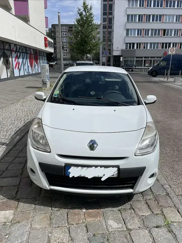 Gebraucht Renault Clio IV 75 PS (55 kW) 2012 Weiß Limousine