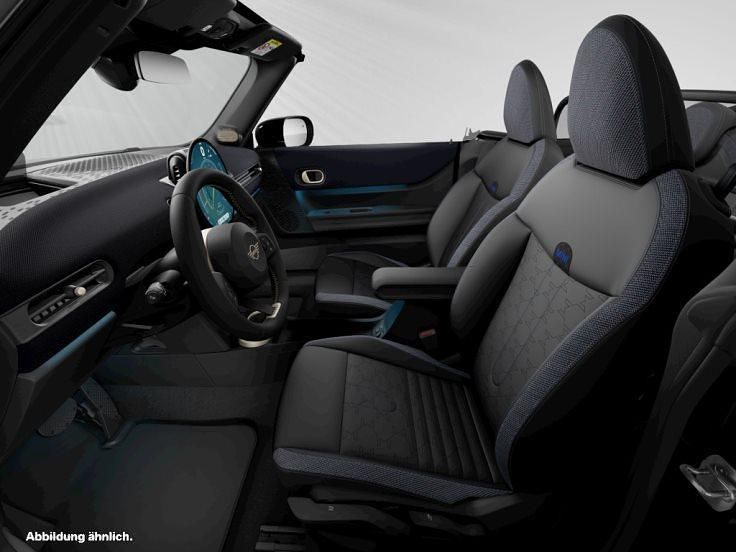 Gebraucht Mini Cooper 163 PS (119 kW) 2025 Midnight black metallic Kleinwagen