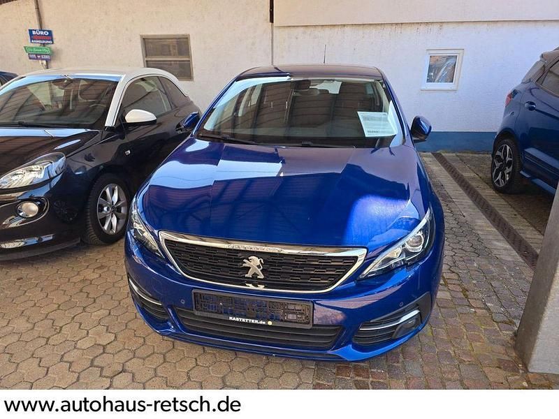 Blau Gebraucht 2019 Peugeot 308 SW Active Kombi | 13.500 € (Fairer Preis) - Bild 1/4