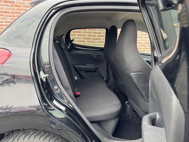 Gebraucht Peugeot 108 Active 68 PS (50 kW) 2016 Schwarz Kleinwagen