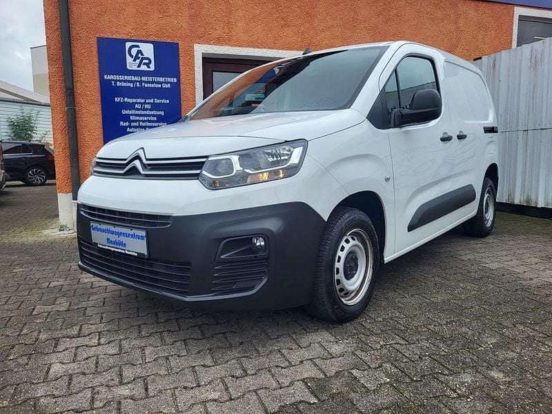 Weiß Gebraucht 2021 Citroën Berlingo Van / Kleinbus | 14.000 € (Guter Preis) - Bild 1/4