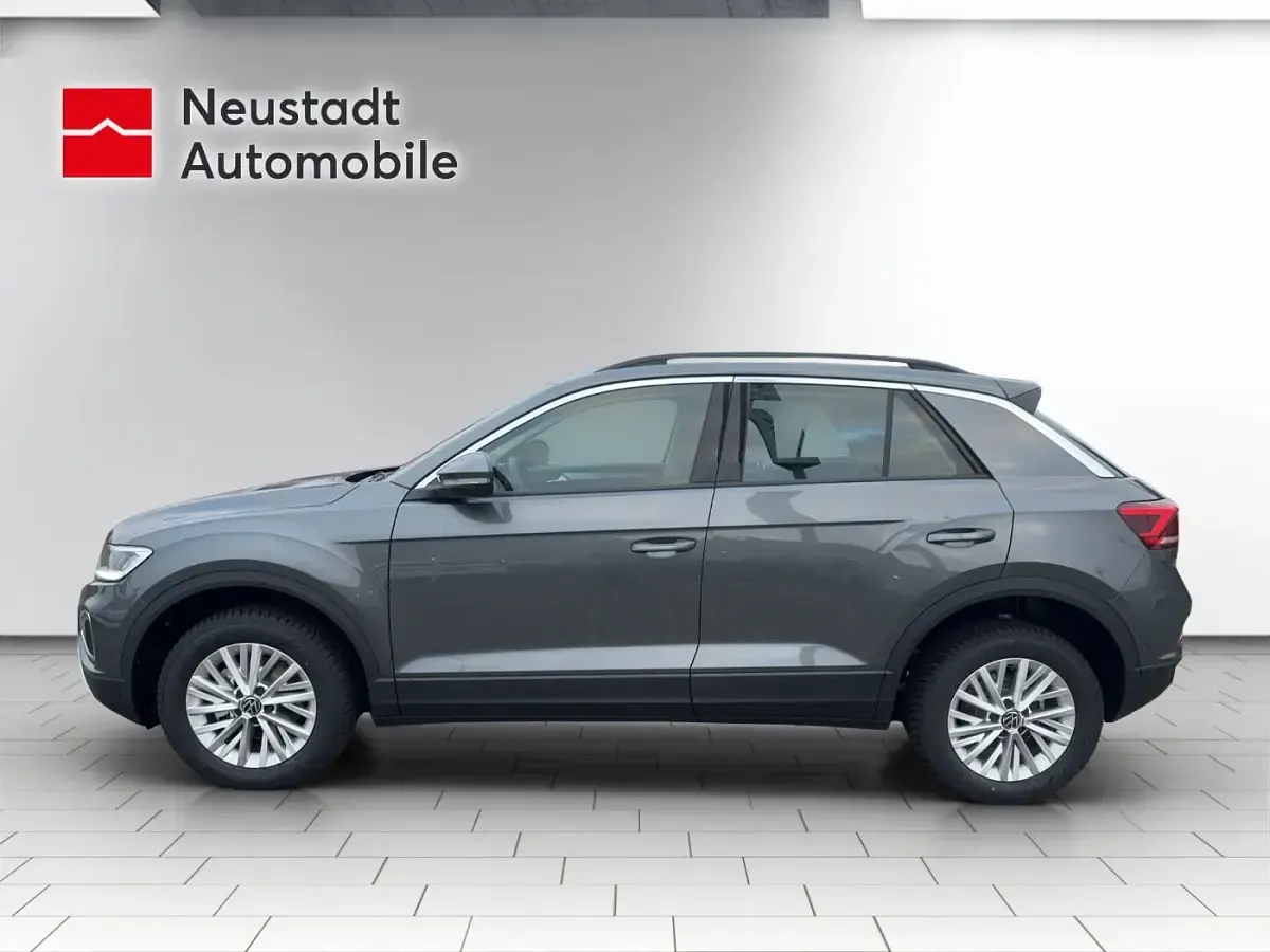 Gebraucht VW T-Roc Life 116 PS (85 kW) 2024 Grau SUV