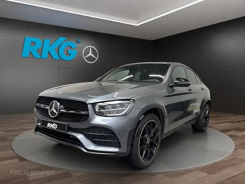 Gebraucht Mercedes GLC300 AMG 245 PS (180 kW) 2023 Grau Coupé