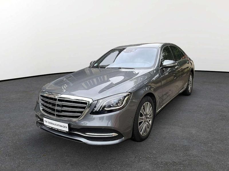 Selenitgrau 992 Gebraucht 2018 Mercedes S560 Limousine | 44.700 € - Bild 1/4