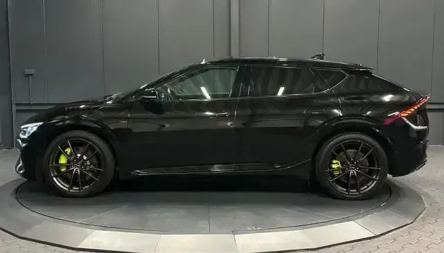 Gebraucht Kia EV6 GT 430 kW (585 PS) 2023 Aurora black metallic SUV