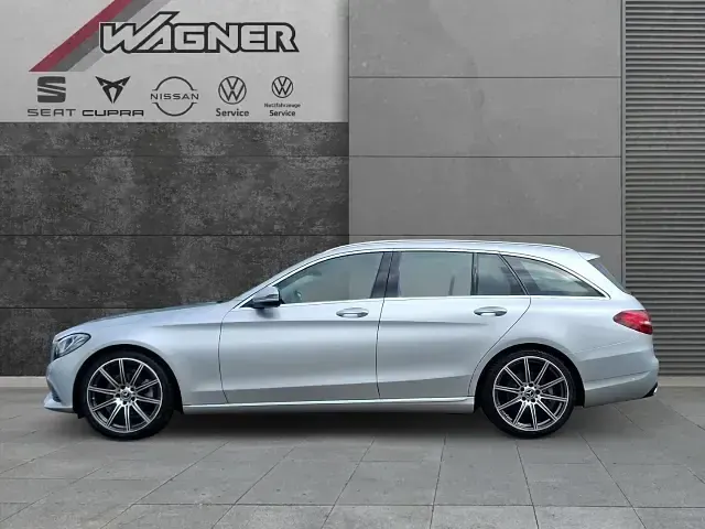 Gebraucht Mercedes C180 Exclusive 156 PS (114 kW) 2017 Silber Kombi