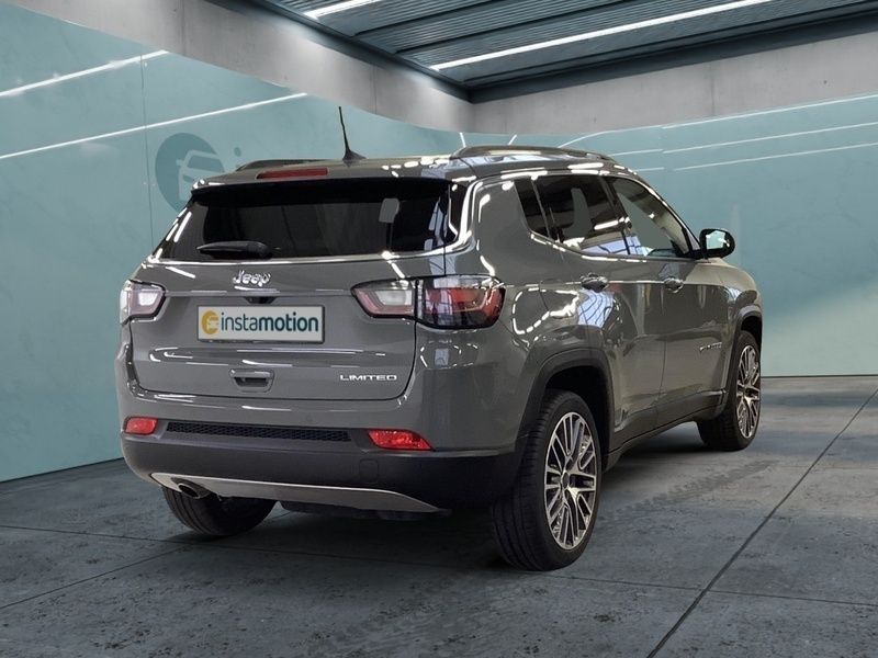 Gebraucht Jeep Compass Limited 131 PS (96 kW) 2021 Grau SUV