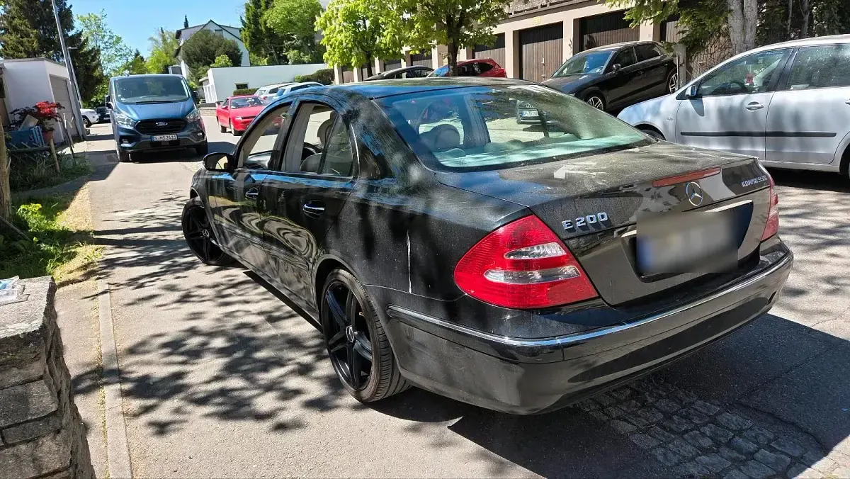Brugt Mercedes E200 Elegance 163 HK (119 kW) 2003 Sort Sedan