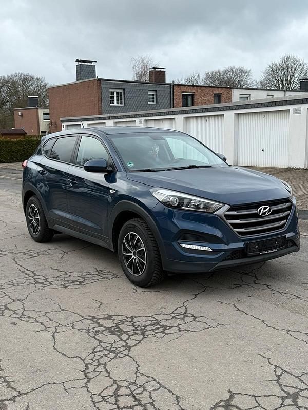 Gebraucht Hyundai Tucson 132 PS (97 kW) 2016 Blau SUV