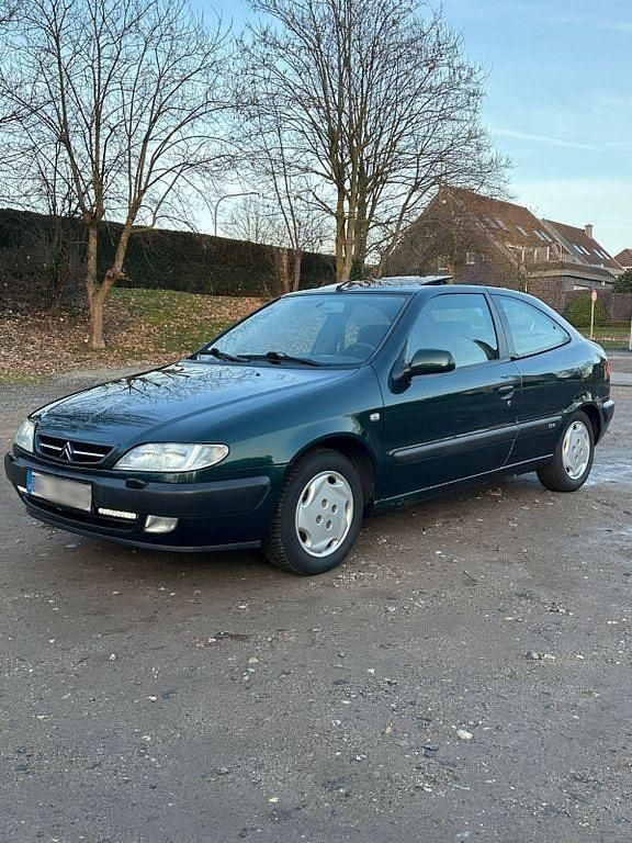 Schwarz Gebraucht 1999 Citroën Xsara Limousine | 1.299 € - Bild 1/4