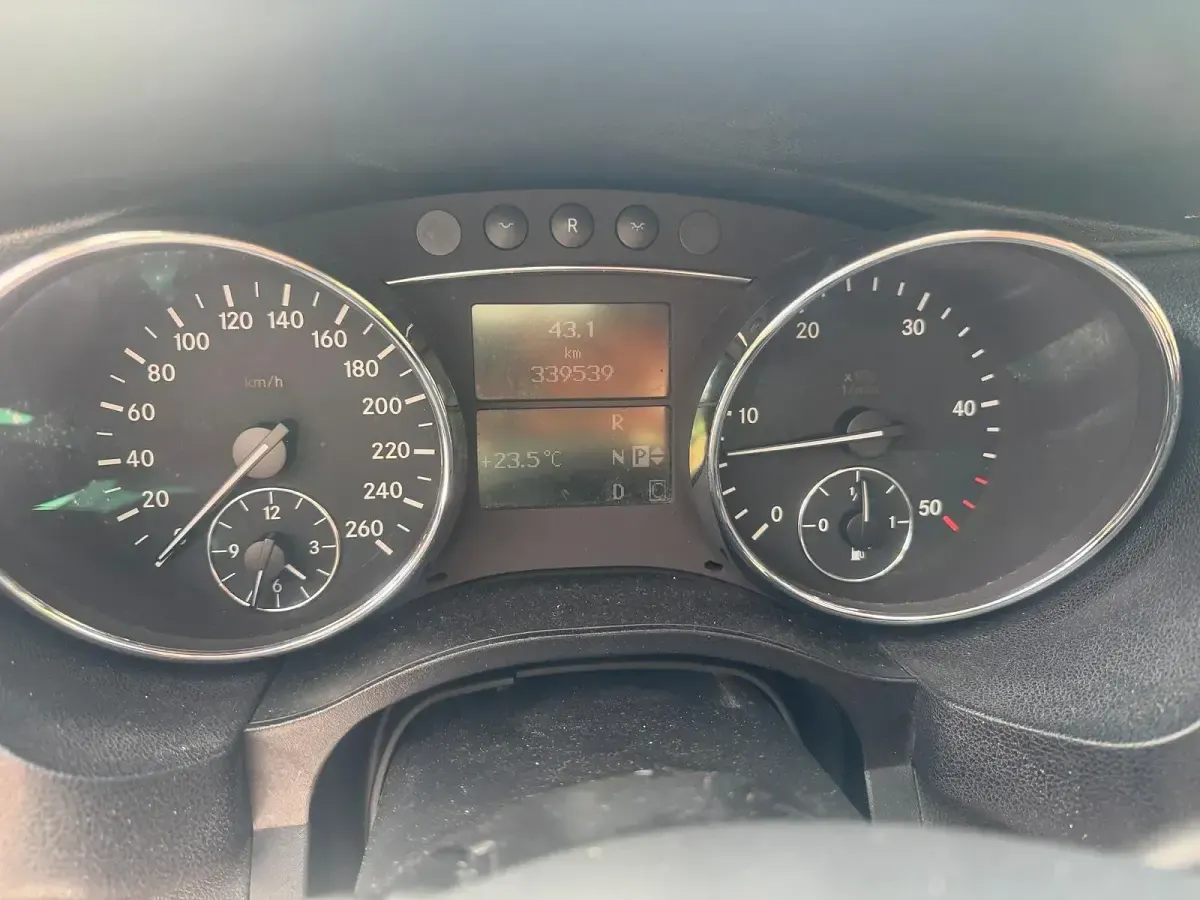 Gebraucht Mercedes R320 224 PS (164 kW) 2006 Schwarz Kombi