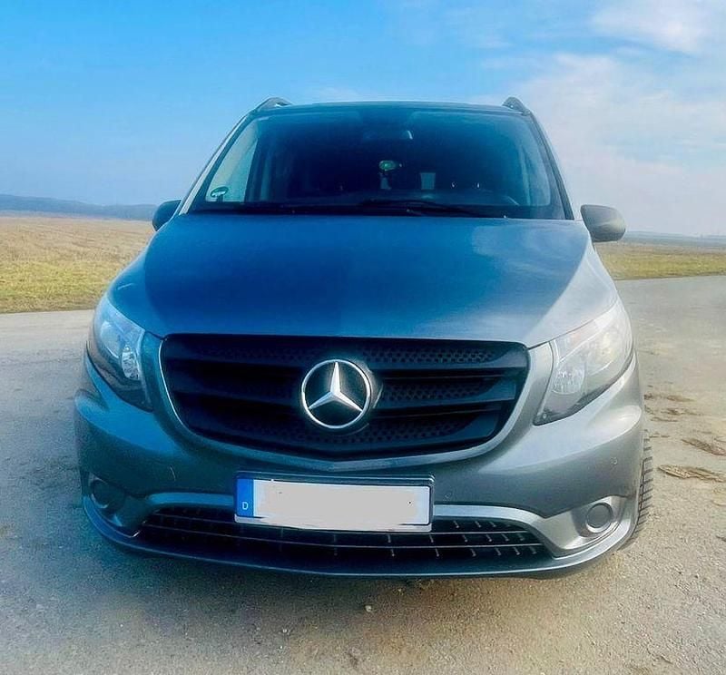 Gebraucht Mercedes Vito 258 PS (189 kW) 2019 Silber Van