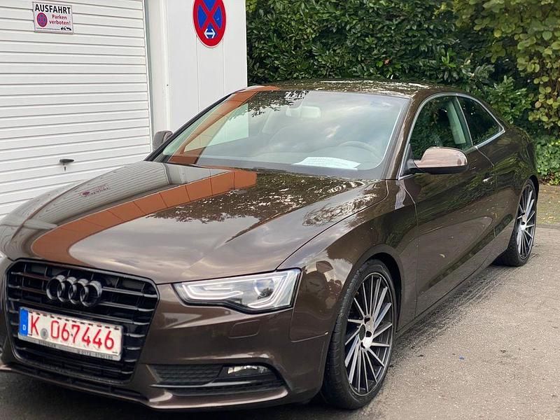 Braun Gebraucht 2013 Audi A5 Sport Coupé | 9.590 € (Guter Preis) - Bild 1/4
