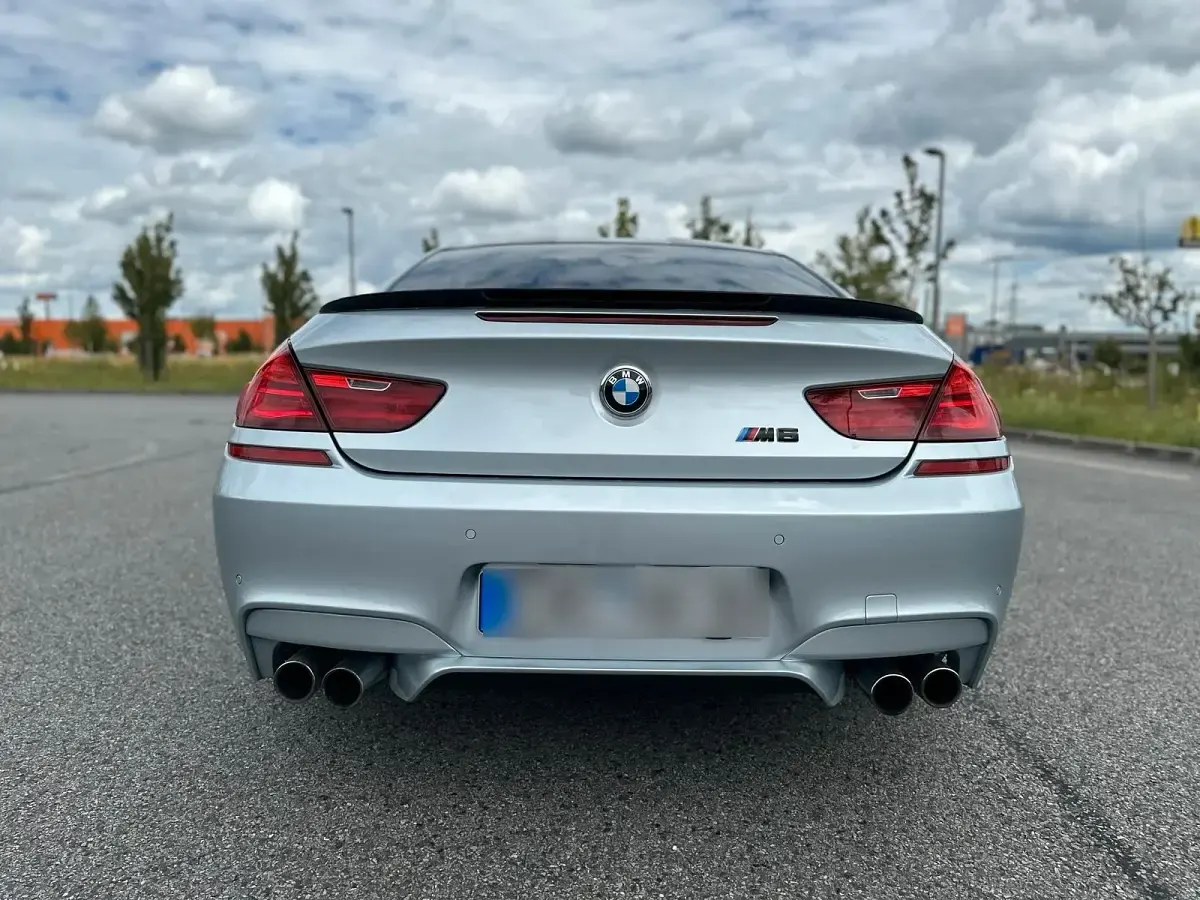 Gebraucht BMW M6 560 PS (411 kW) 2012 Silber Coupé