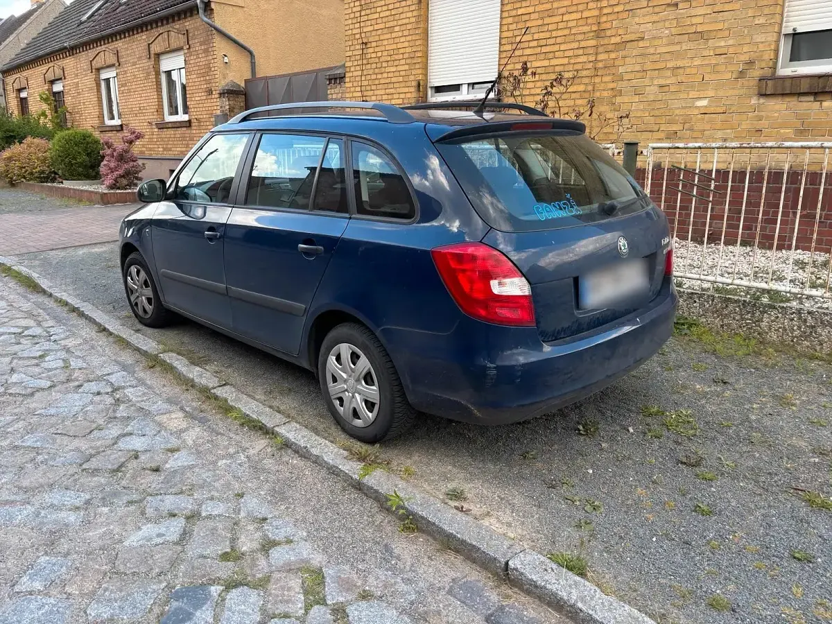 Gebraucht Skoda Fabia 2010 Blau Kombi