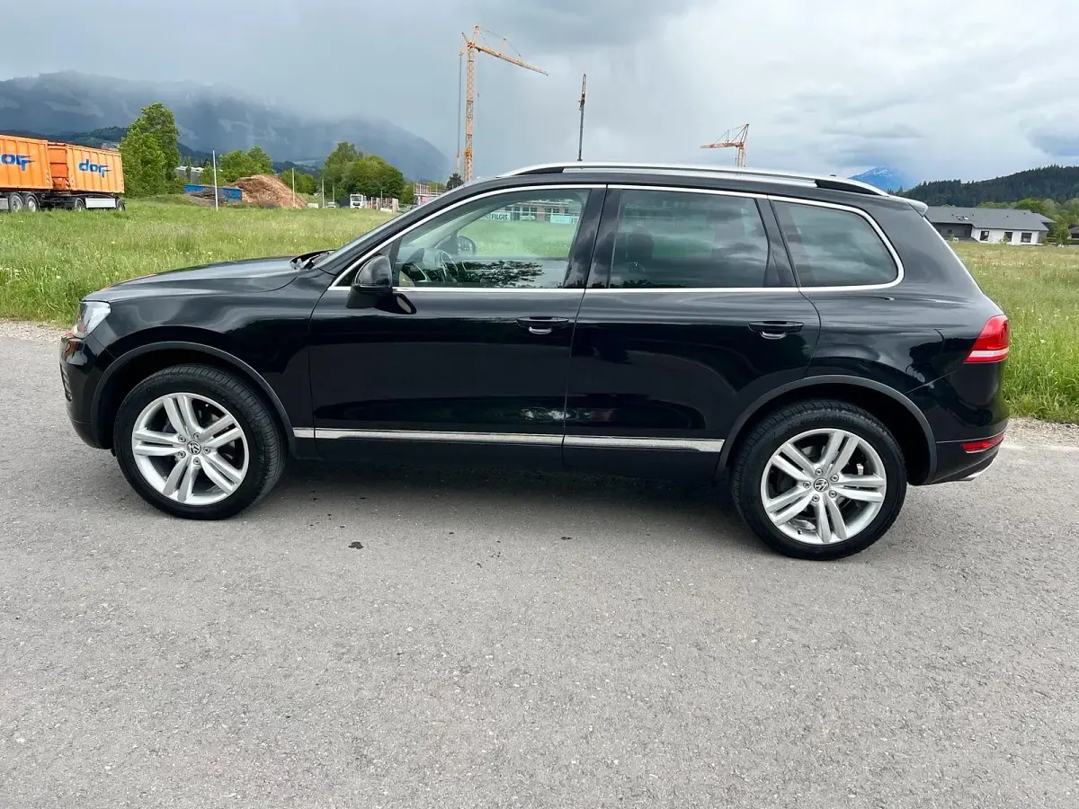 Używany VW Touareg 240 KM (176 kW) 2011 SUV