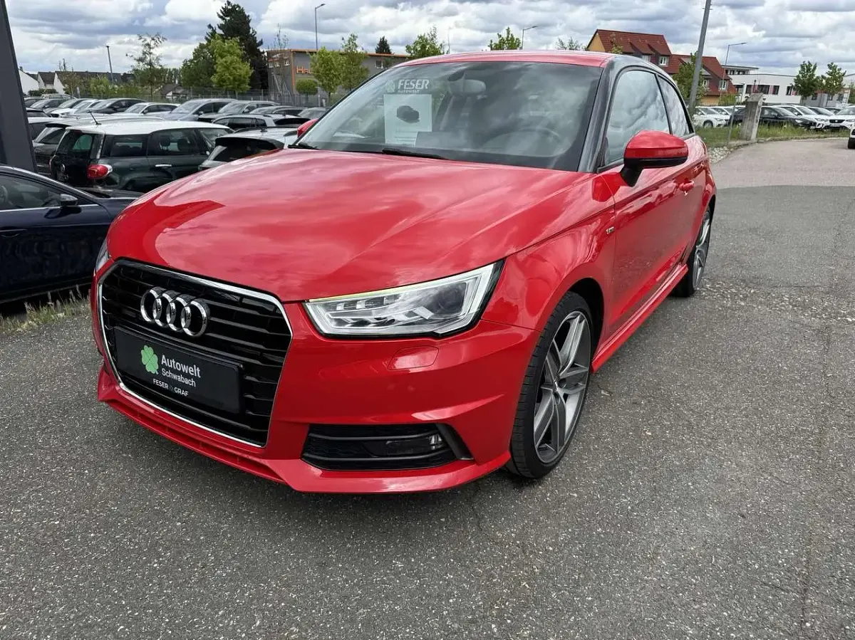 Gebraucht Audi A1 S-Line 82 PS (60 kW) 2016 Misanorotperleffekt Kleinwagen