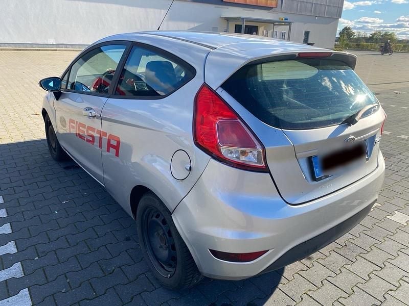 Gebraucht Ford Fiesta 75 PS (55 kW) 2013 Kleinwagen