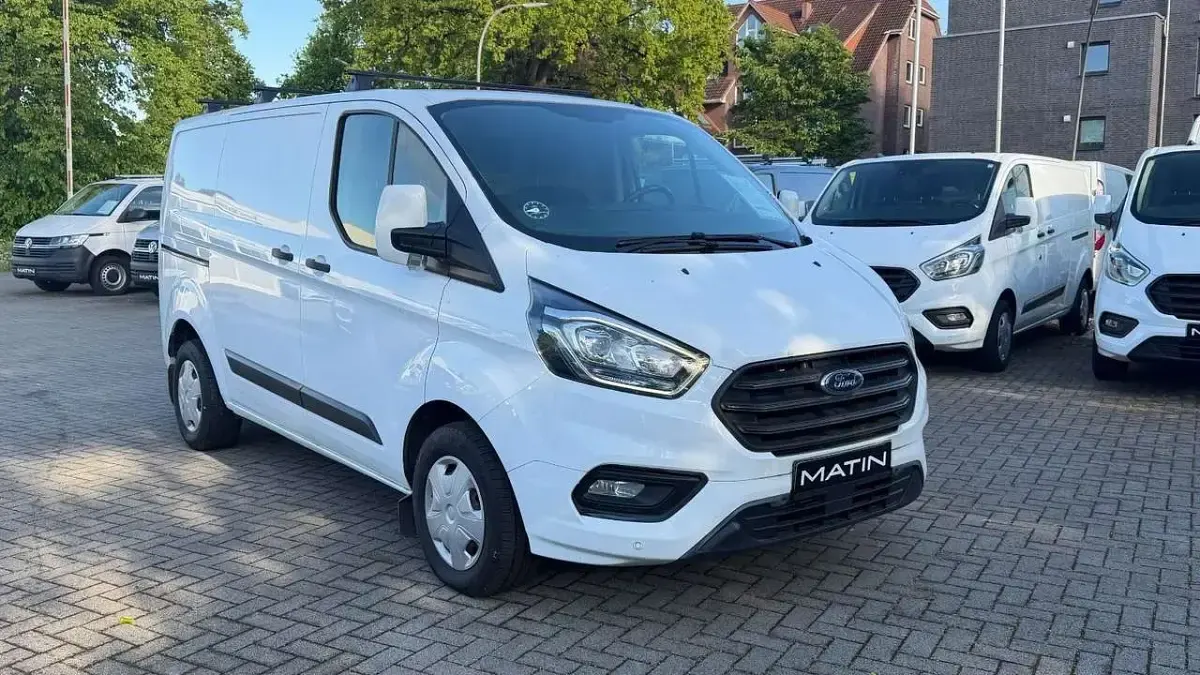 Gebraucht Ford Transit Custom Trend 105 PS (77 kW) 2018 Weiß Van / Kleinbus