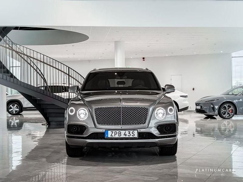 Gebraucht Bentley Bentayga 608 PS (447 kW) 2017 Silber SUV